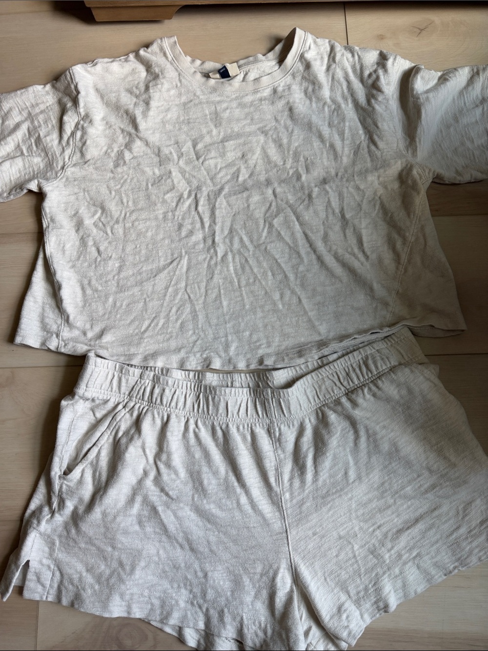 Universal Thread Cream Athletic Lounge Shorts Set